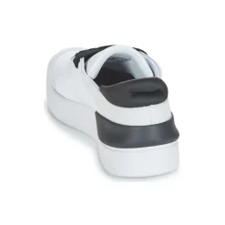 Adidas Sportswear - COURT FUNK