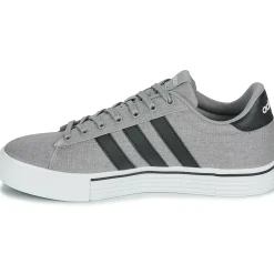 Adidas Sportswear - DAILY 4.0