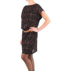 Antik Batik - QUINN