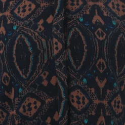 Antik Batik - VEE
