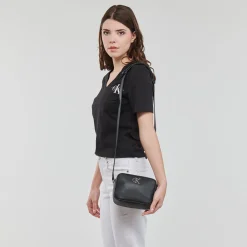 Calvin Klein Jeans - MINIMAL MONOGRAM CAMERA BAG18