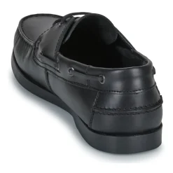 Casual Attitude - REVORO
