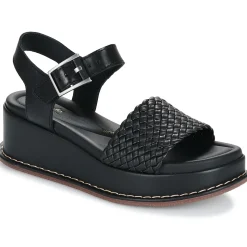 Clarks - KIMMEI BAY