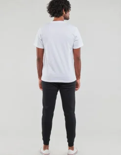 Converse - GO-TO EMBROIDERED STAR CHEVRON TEE