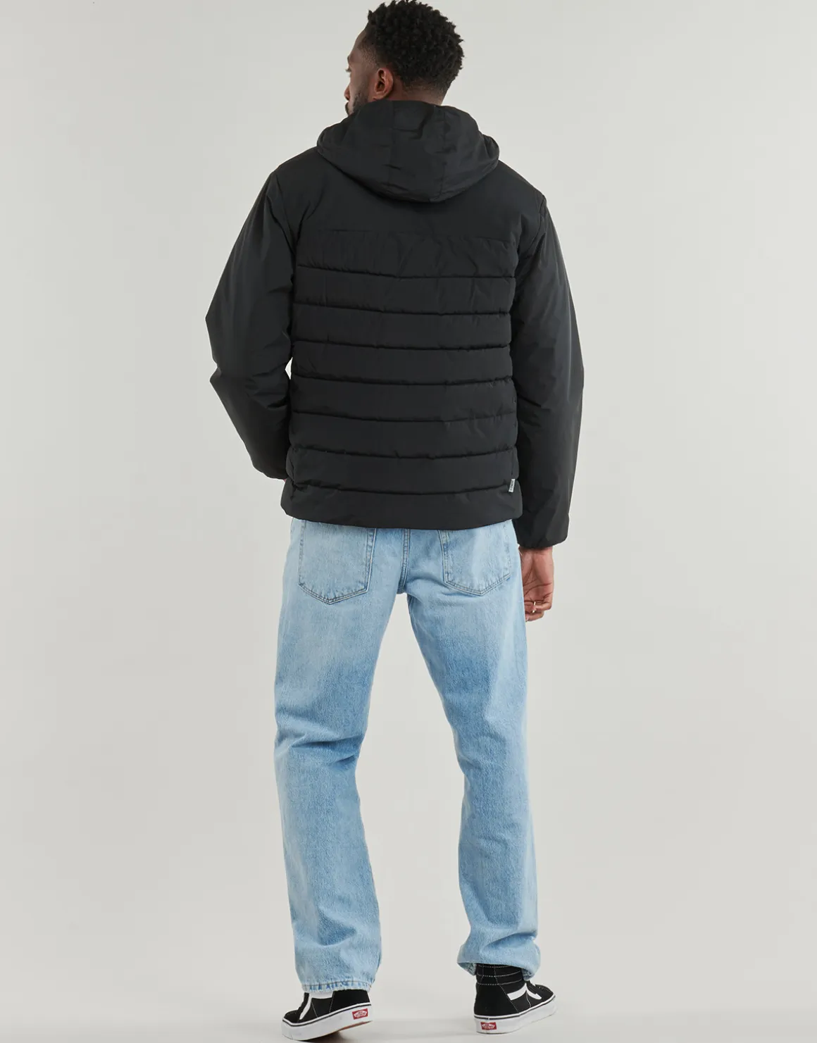 Element - CLASSIC INSULATOR