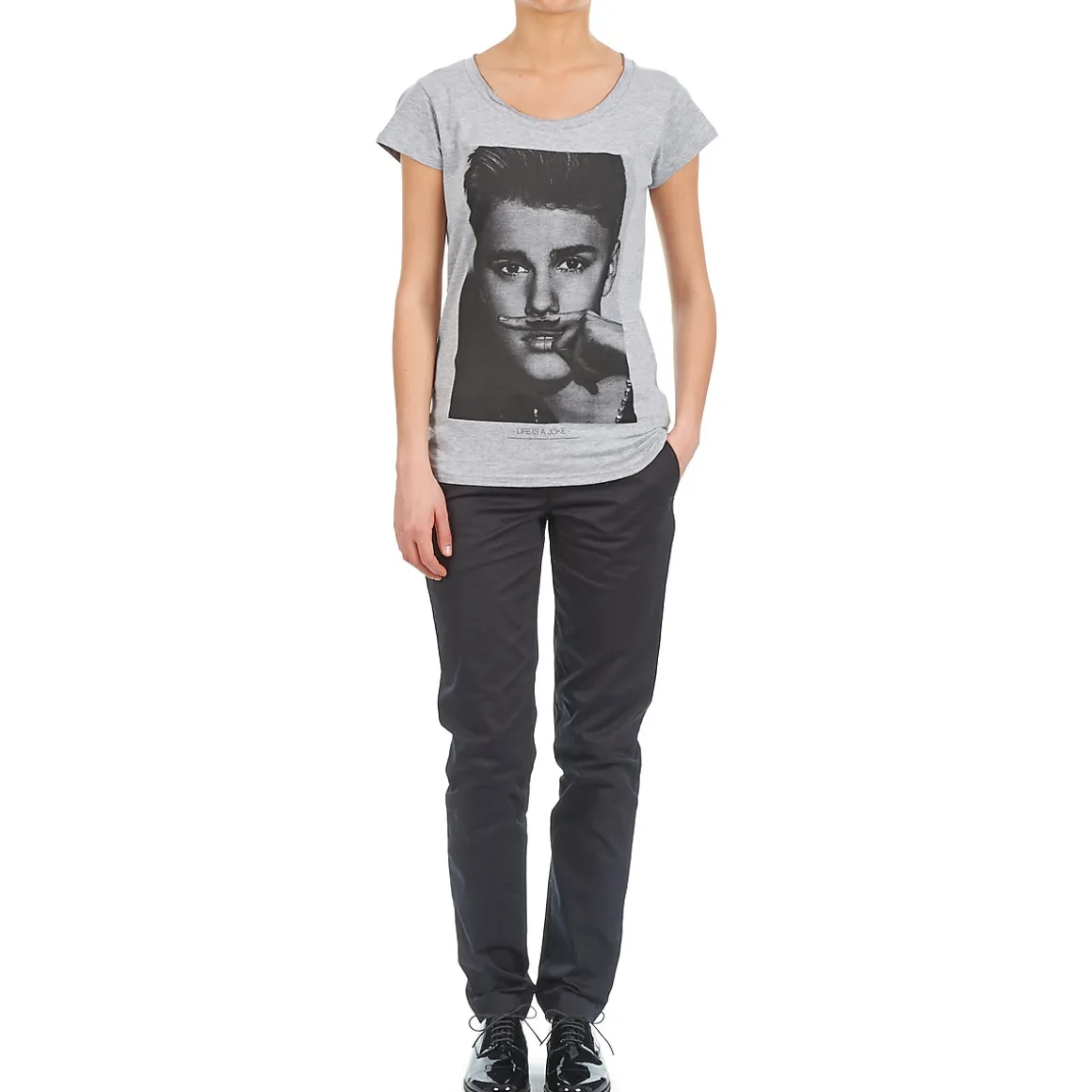 Eleven Paris - BIEBER W