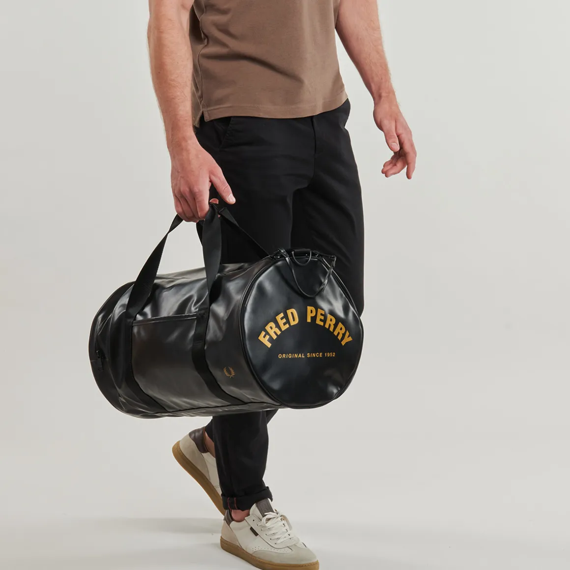 Fred Perry - TONAL LARGE BARREL BAG