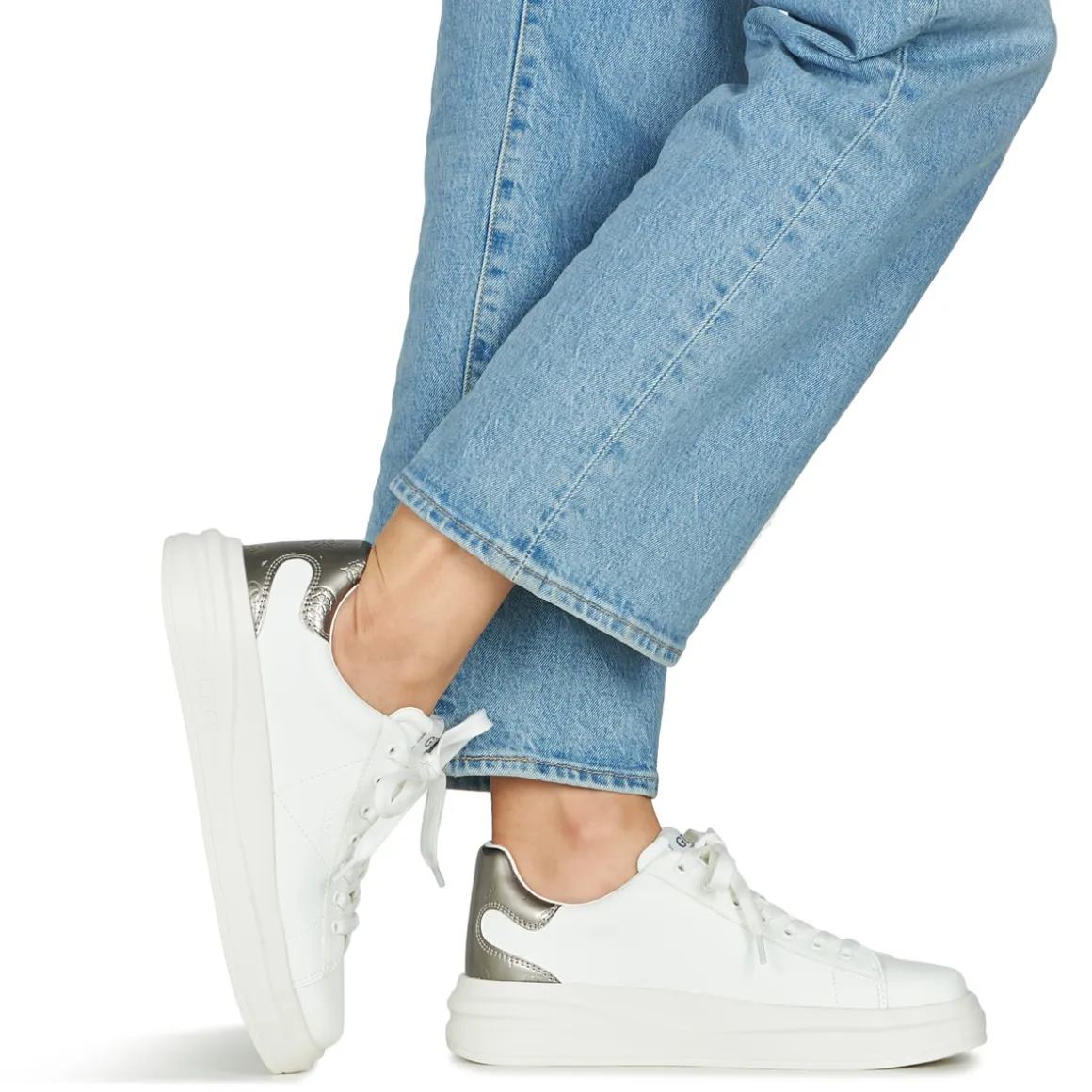 Guess - ELBINA