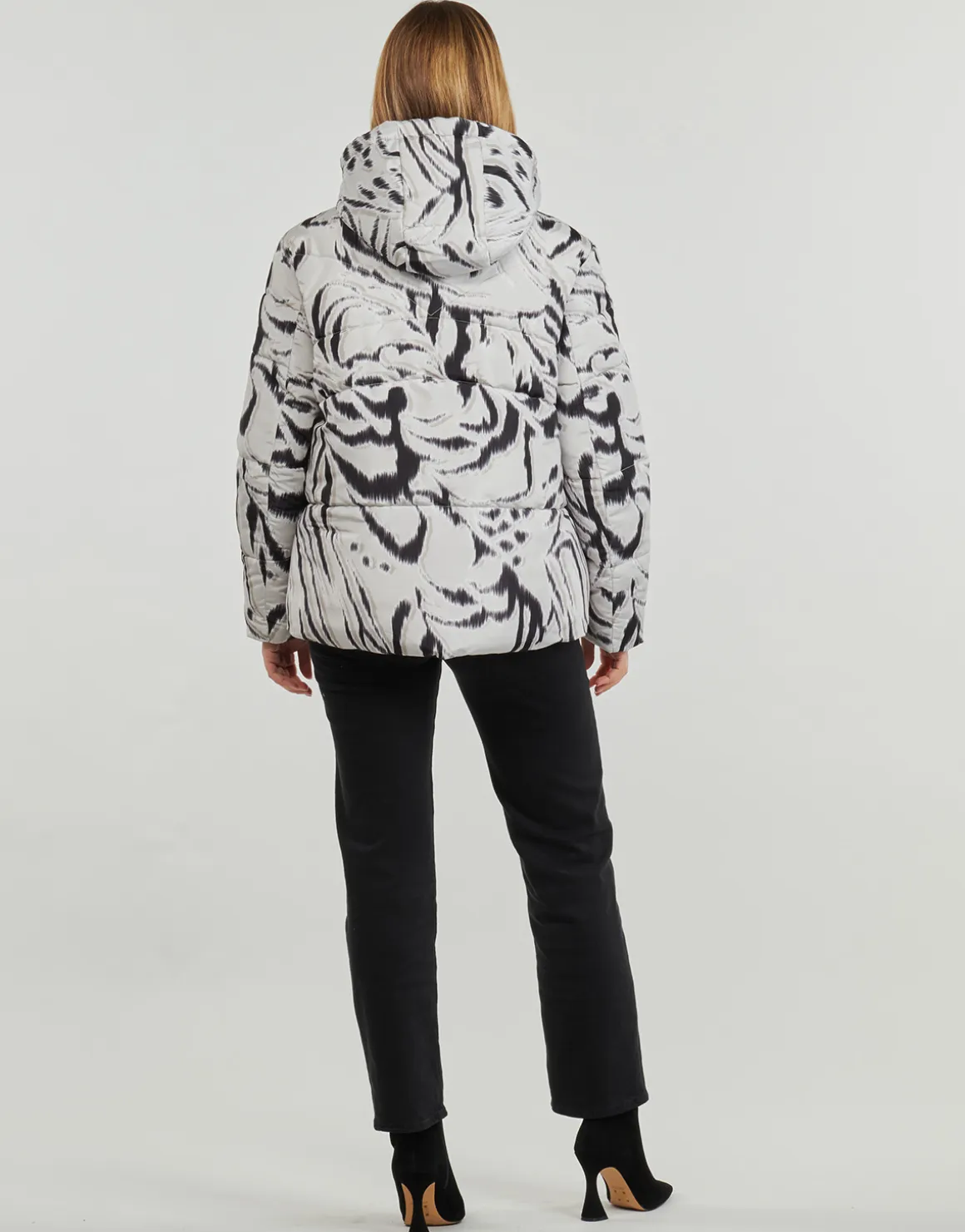 Guess - EMELIE REVERSIBLE PUFFER