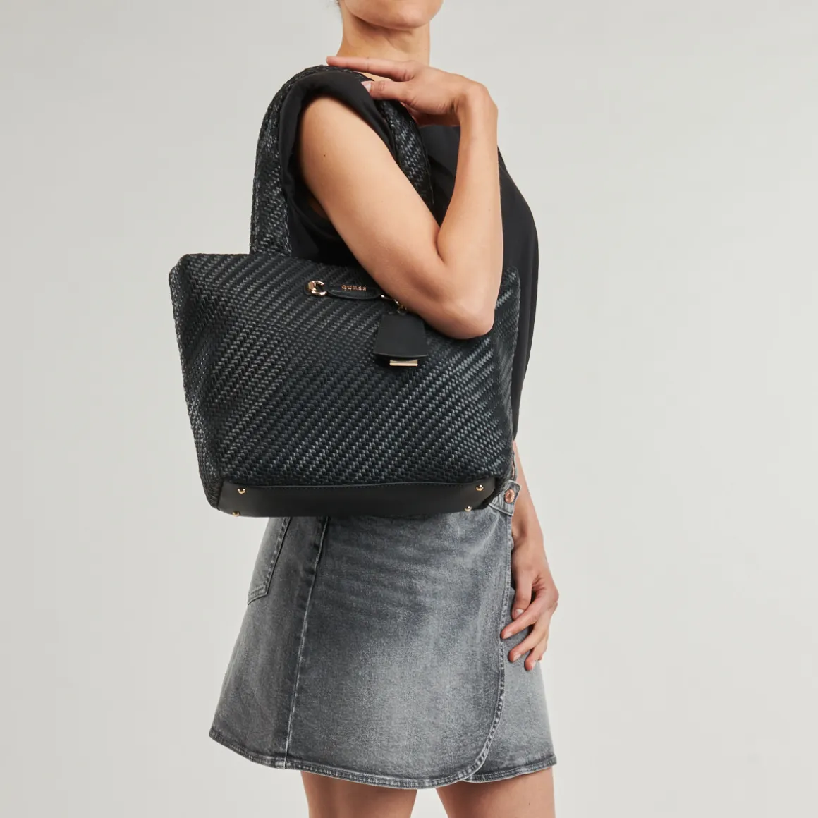 Guess - FRANCY