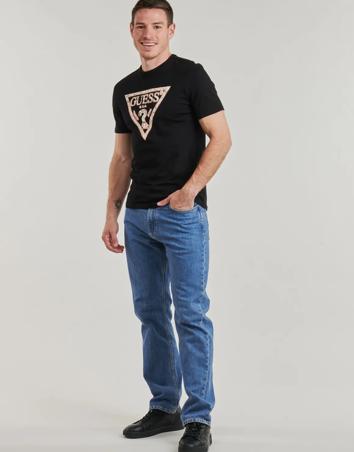 Guess - G16 STRAIGHT