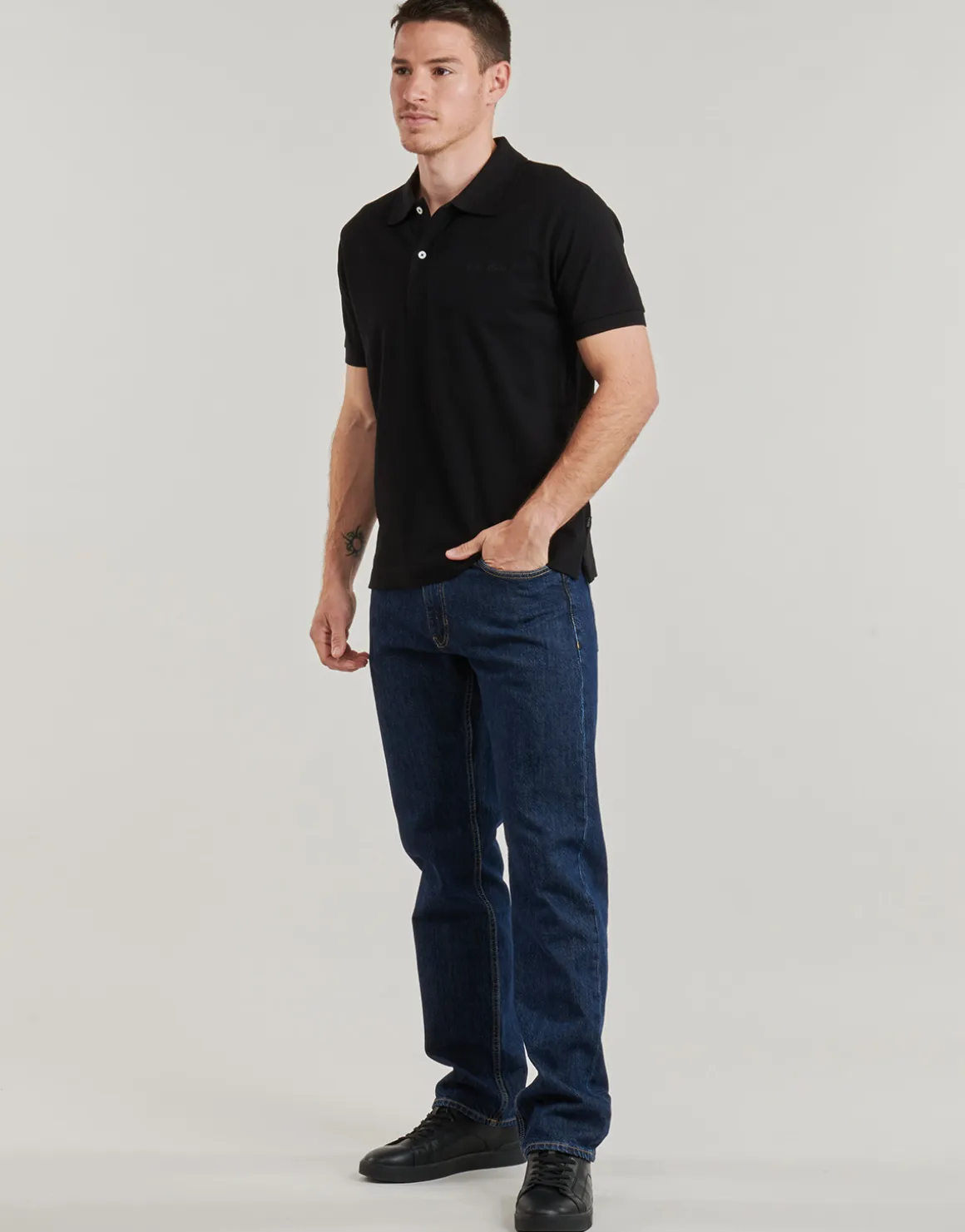 Guess - G16 STRAIGHT