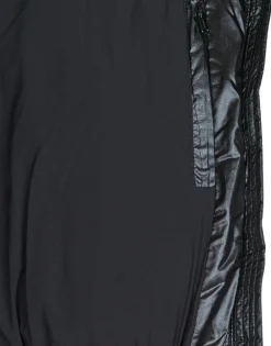 Guess - LOU BOMBER