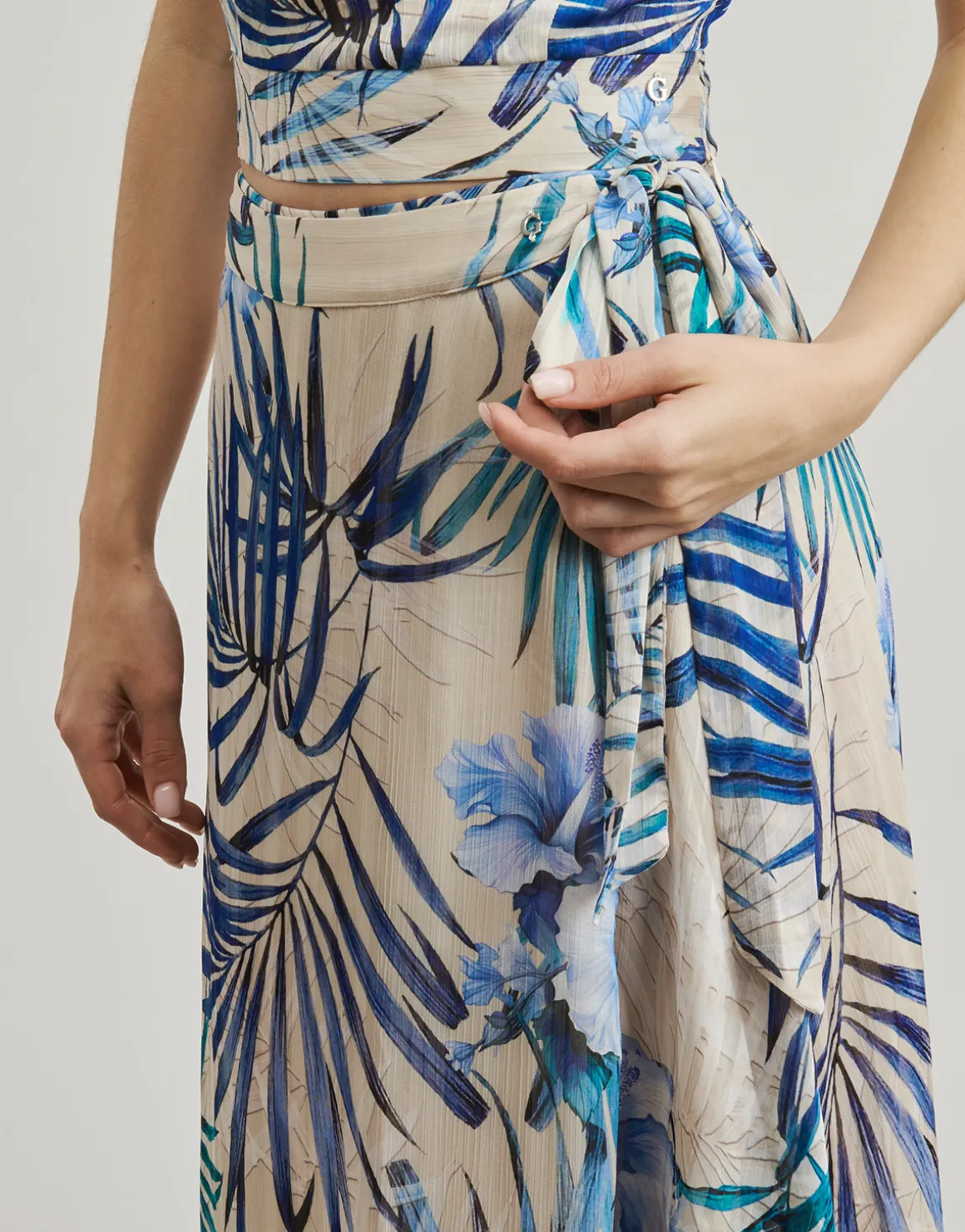 Guess - NEW ROMANA
