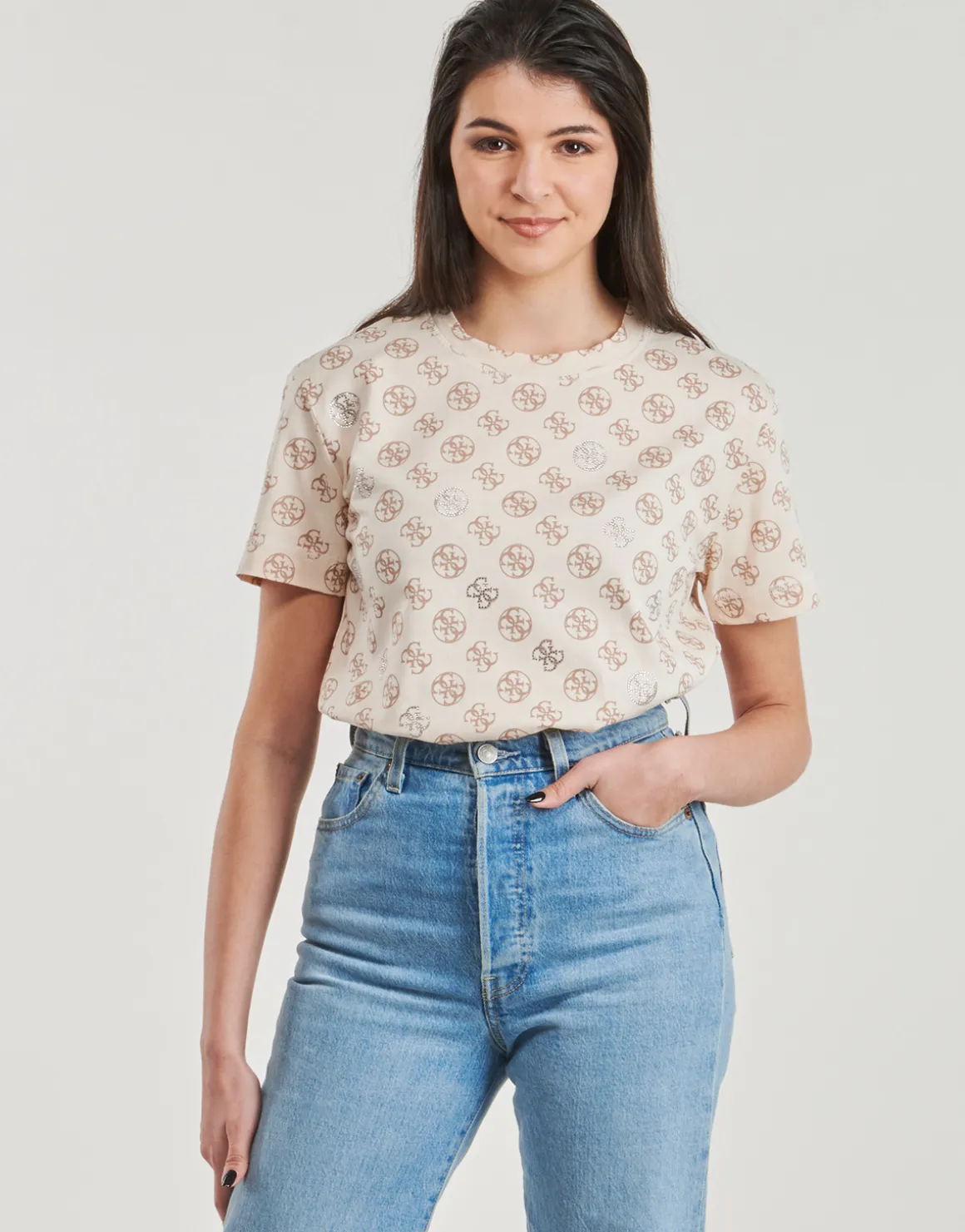 Guess - NOMIE 4G