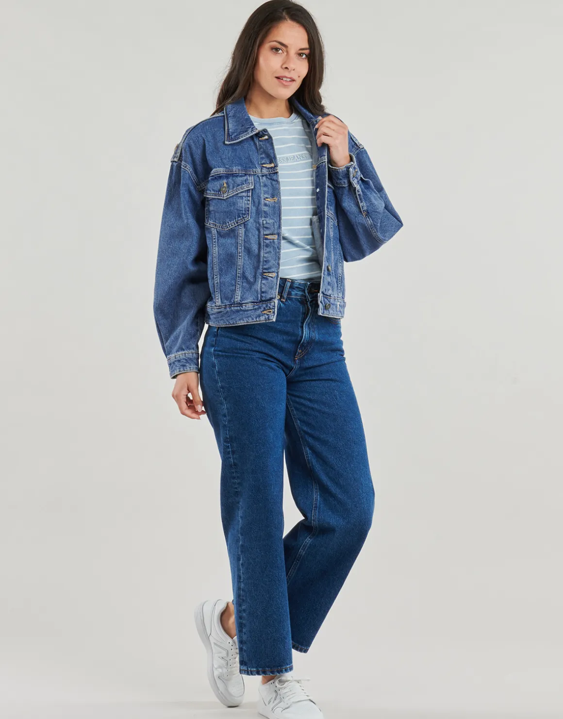 Guess - OVERSIZE TRUCKER JACKET