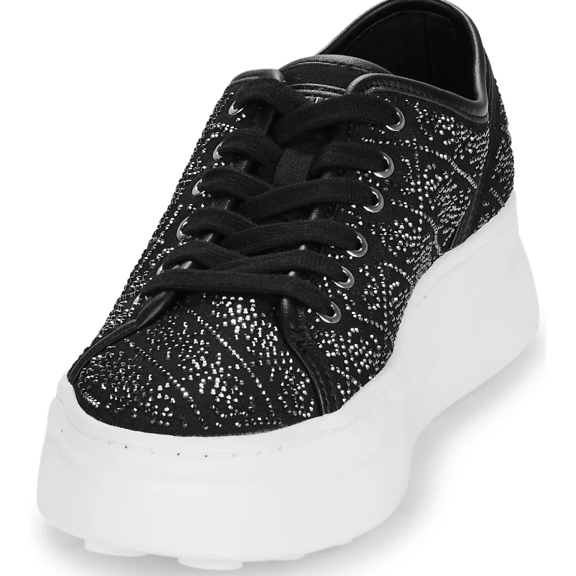 Guess - QUEENY