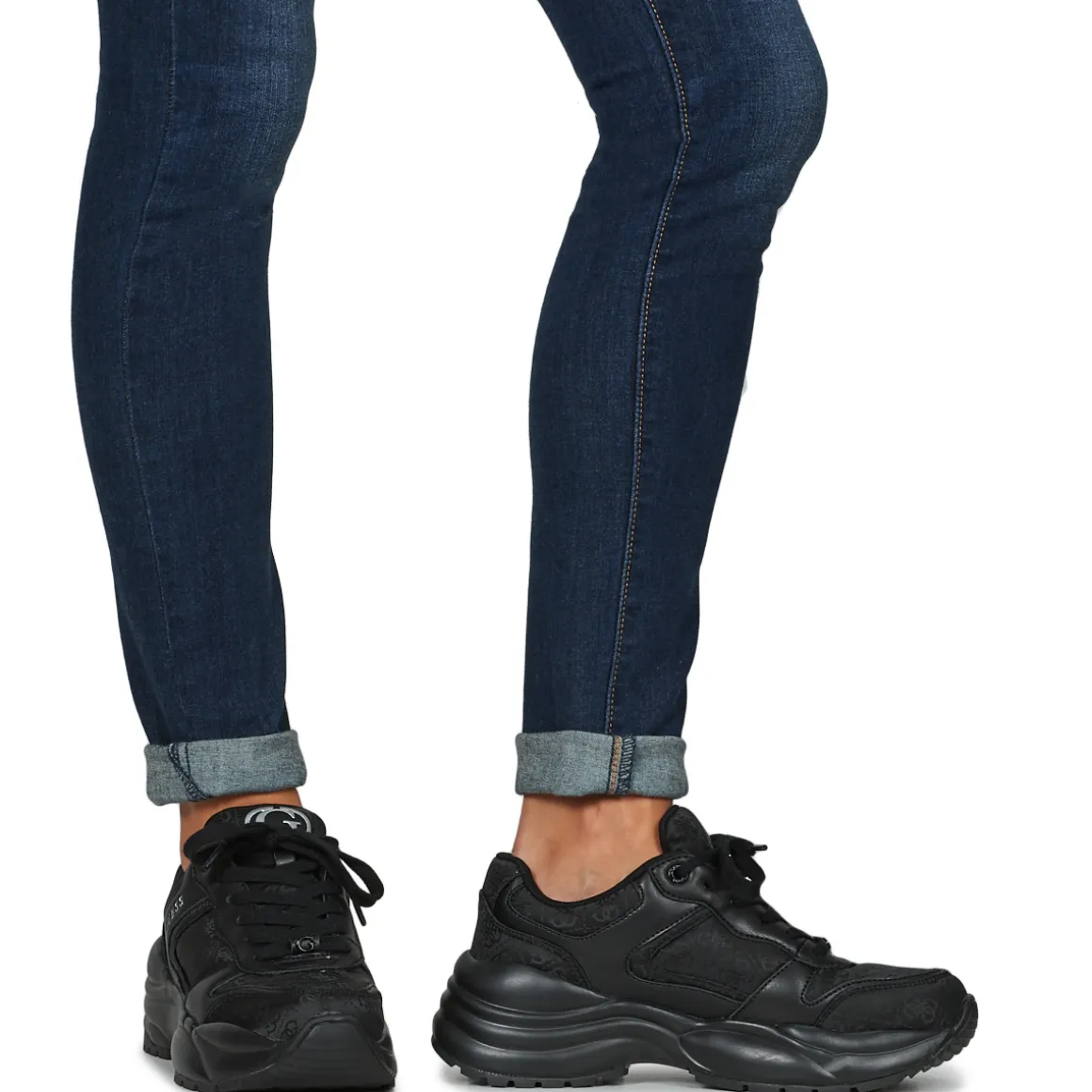 Guess - SAMNIE