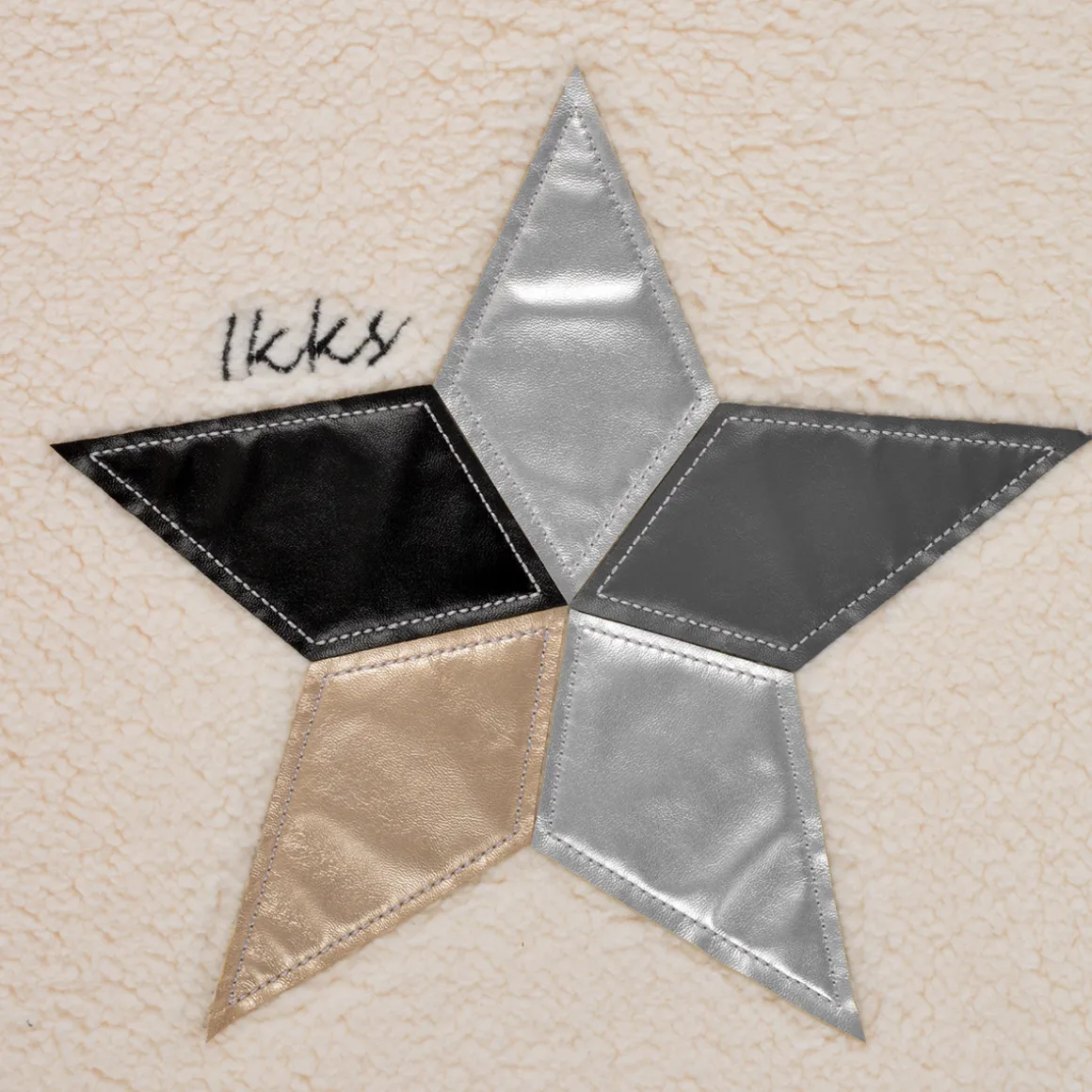 Ikks - XV15052