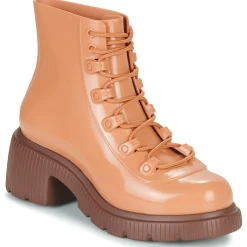 Melissa - MELISSA COSMO BOOT AD