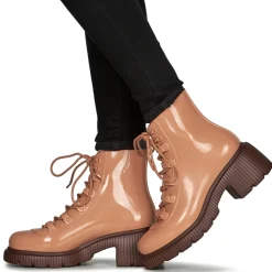 Melissa - MELISSA COSMO BOOT AD