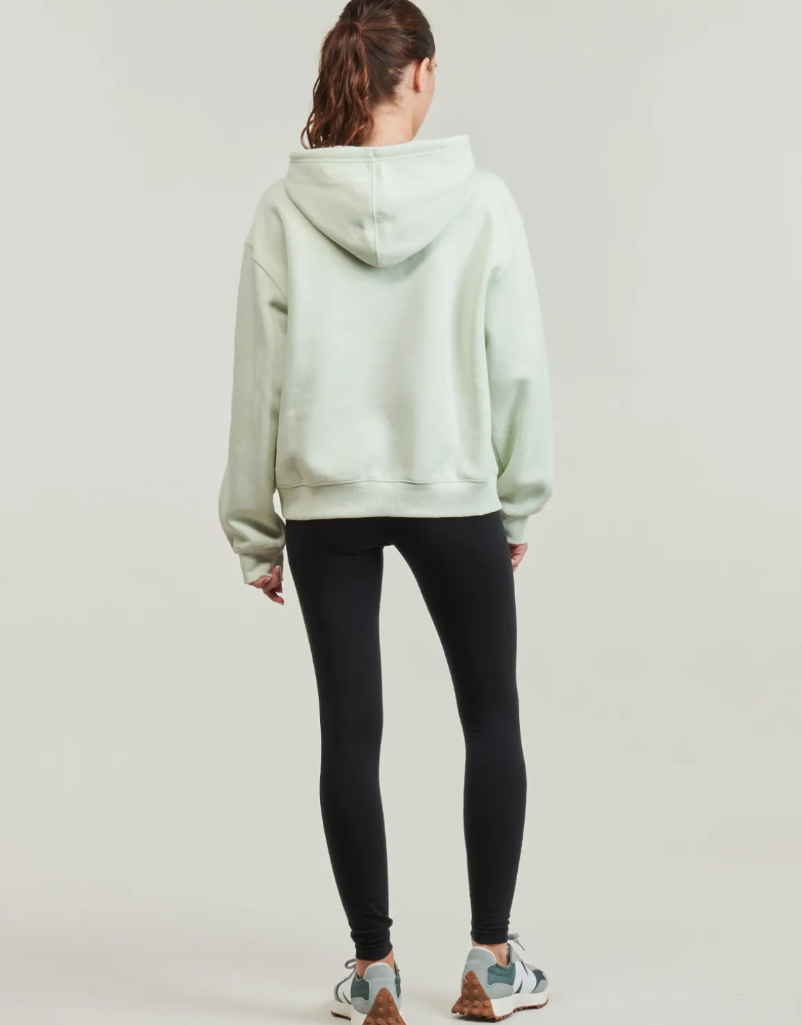New Balance - SMALL LOGO HOODIE