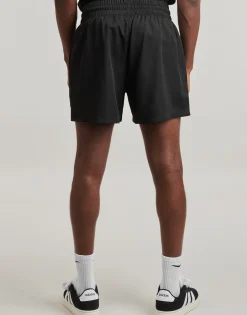 New-Era - LEAGUE ESSENTIALS SHORT