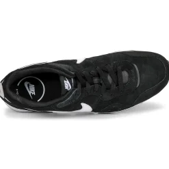 Nike - VENTURE RUNNER SUEDE