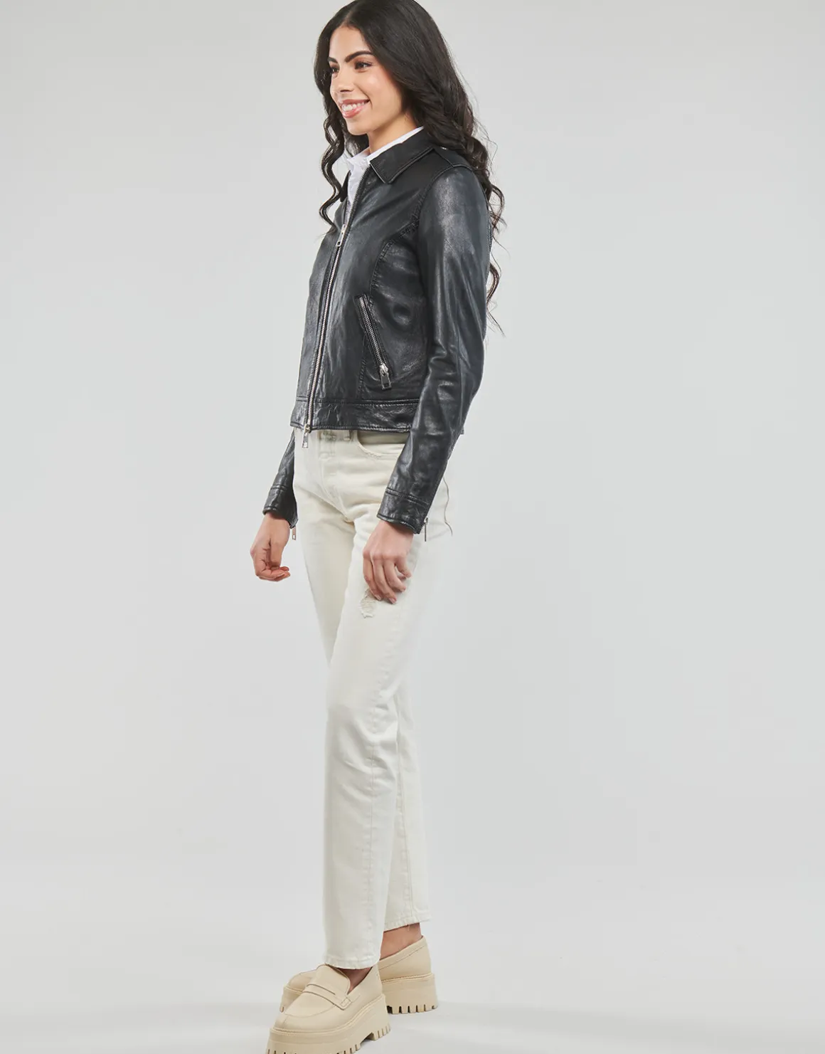 Oakwood - JADE 6
