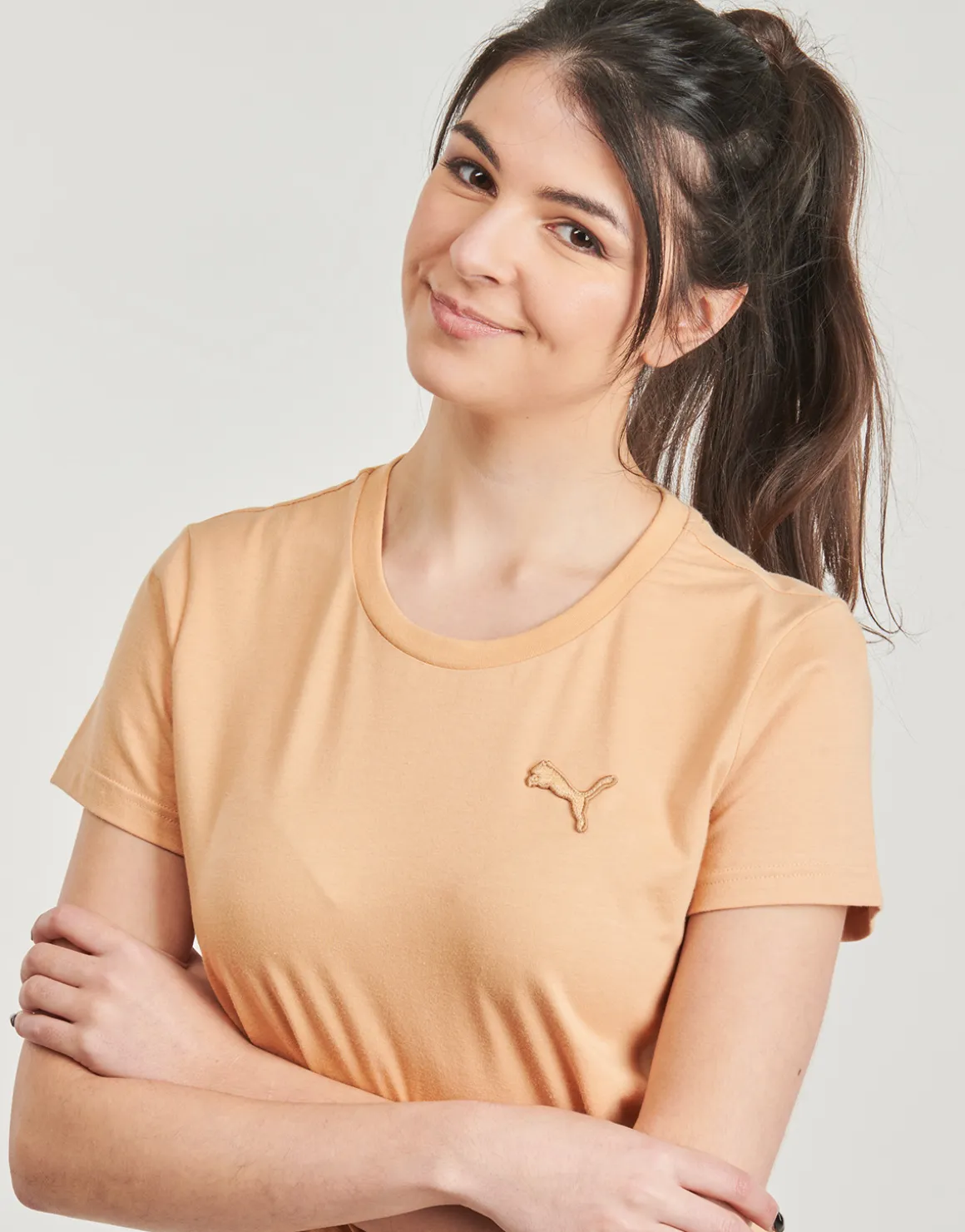 Puma - TEE W MIF BADGE BRODE