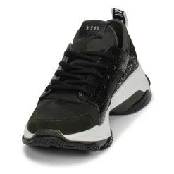 Steve Madden - AJAX