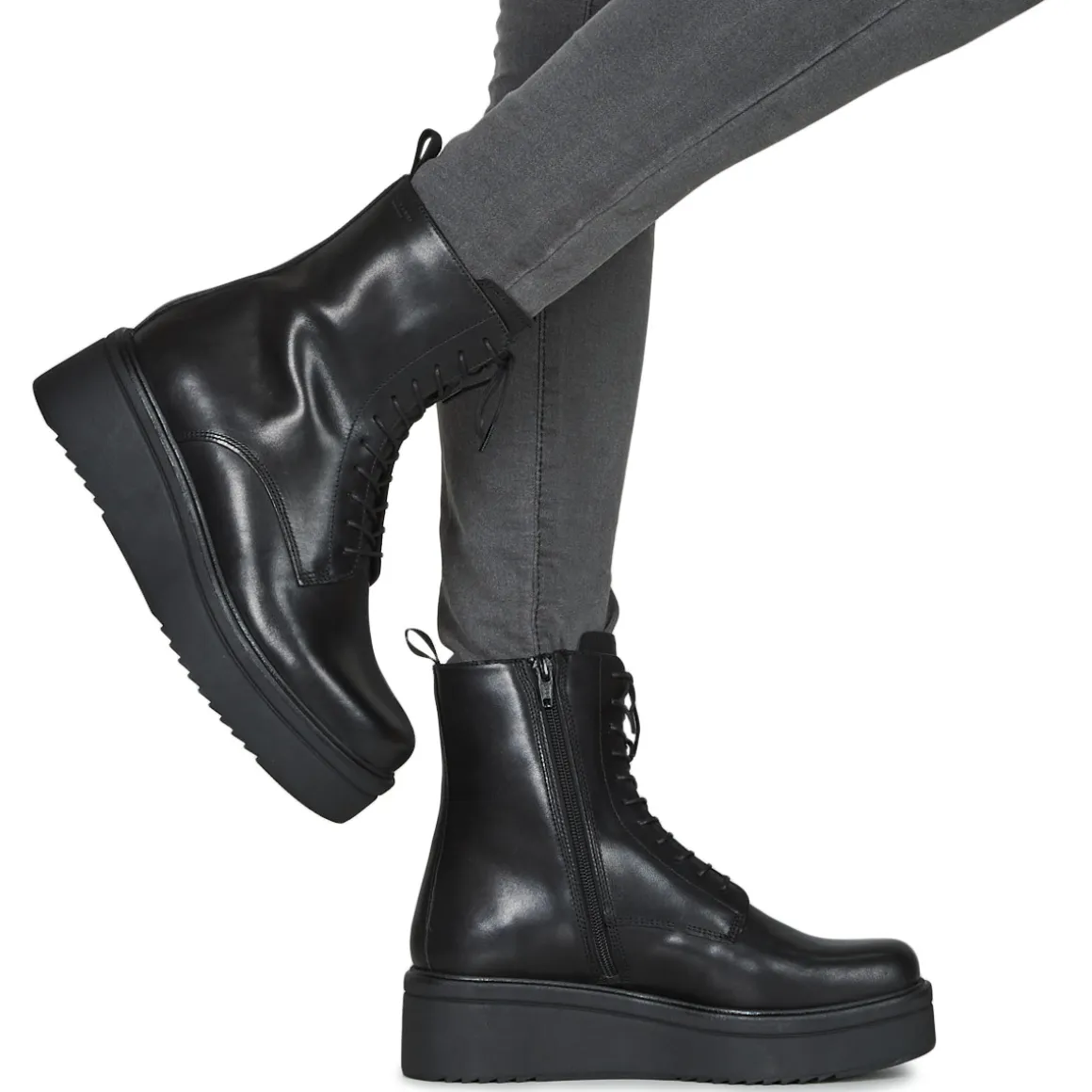 Vagabond Shoemakers - TARA