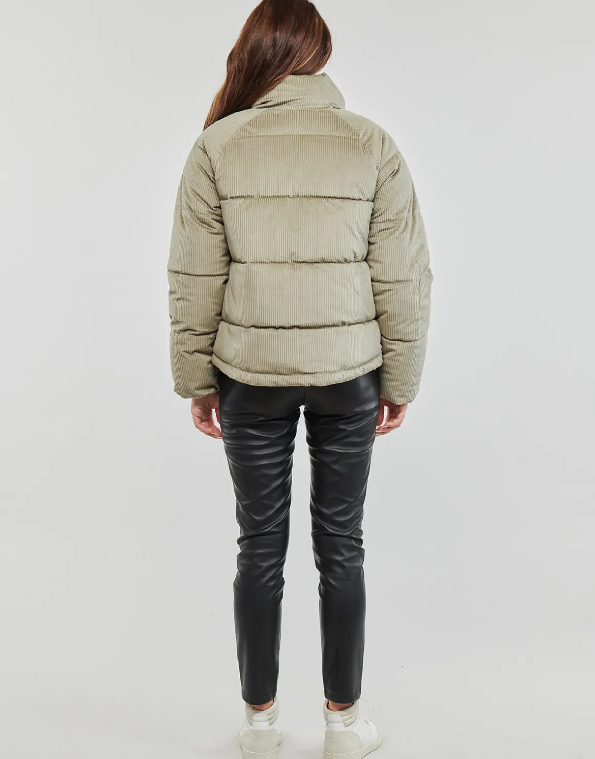 Vero Moda - VMDEBBIESOFIA CORDUROY SHORT JACKET